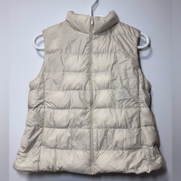 Uniqlo Ultra Light Down Vest White Cream size S Women - Picture 4 of 8